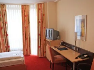 Western Hotel