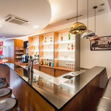Western Otel