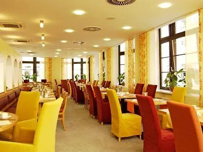 Hotell Western 4*