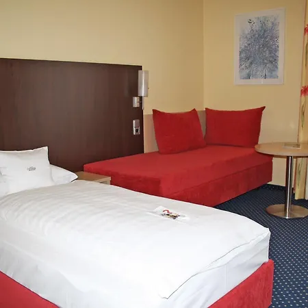 Western Hotel 4*