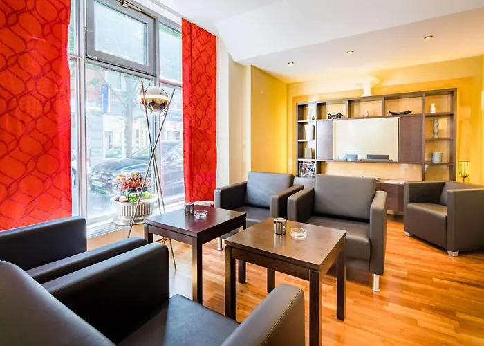 Western Hotel 4*
