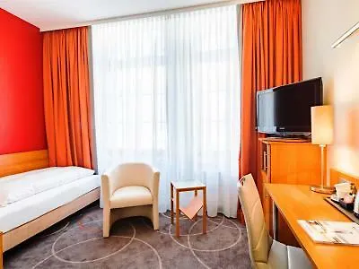 Western Hotell 4*